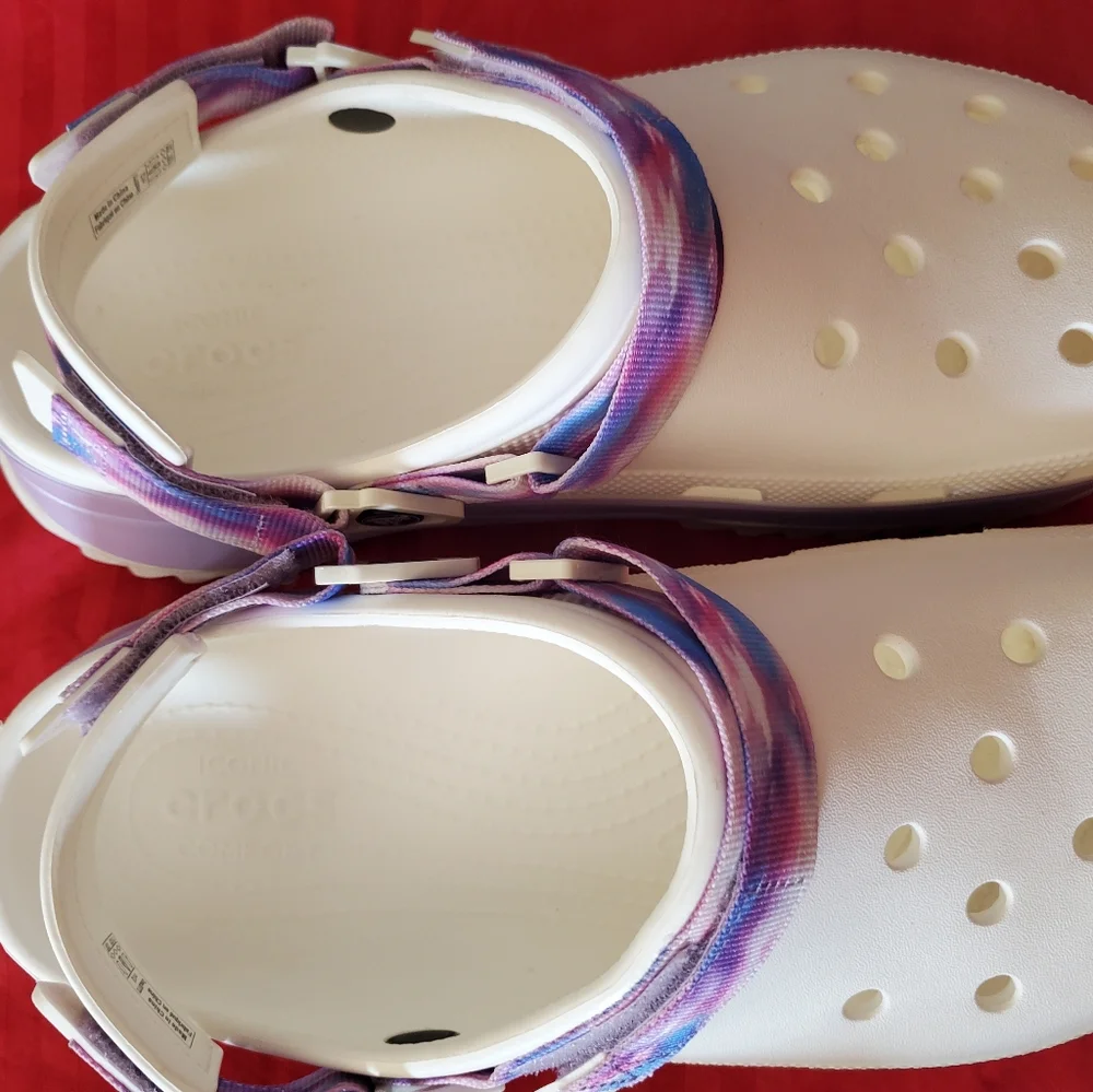 Crocs - Picture 7 of 8